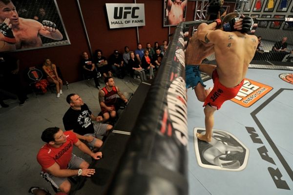 TUF 19: Πεντάδα για Team Edgar (video)