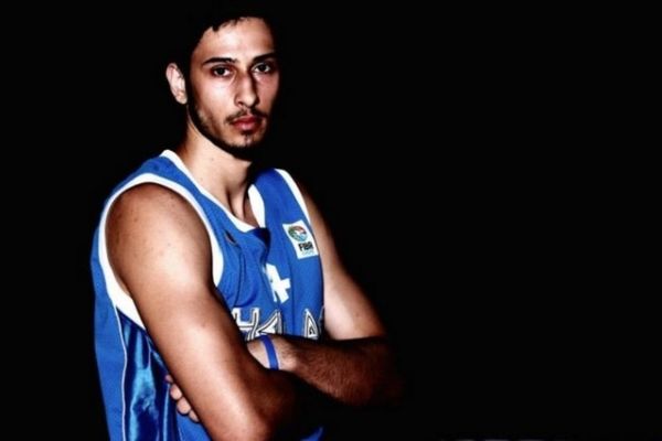NBA: Δεν αποσύρεται από το ντραφτ ο Καμπερίδης (photo)
