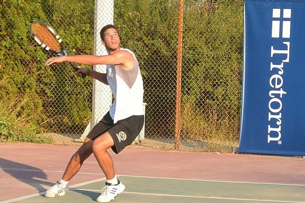 Μεγάλα παιχνίδια ενόψει ...στο N’JOY UNI-Tennis