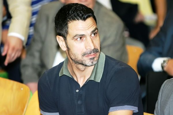 Ζήκος: «Ο προπονητής με την ΕΠΟ να το τελειώσουν»