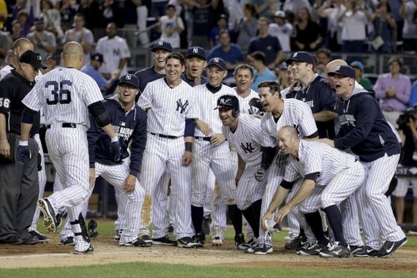 MLB: Λυτρωτής Beltran για Γιάνκις (videos)