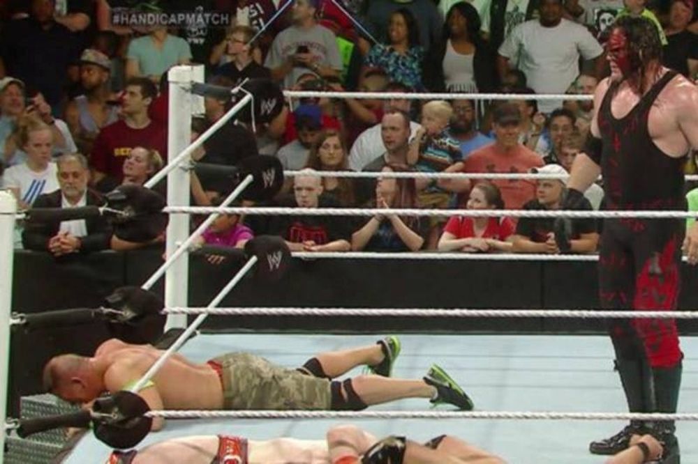 Raw: Οκτάδα με Kane (photos+videos)
