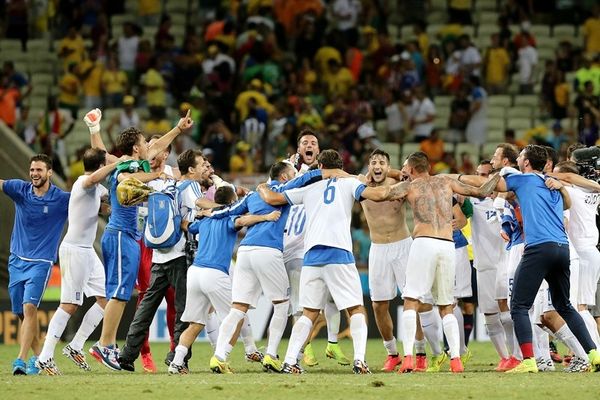 Μουντιάλ 2014: Οι ελληνικές ΠΑΕ συγχαίρουν την Εθνική