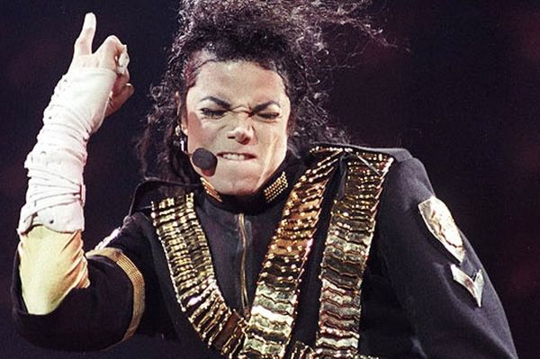 Μουντιάλ 2014: Πήρε φωτιά ο… Michael Jackson του Αρακαζού (video)