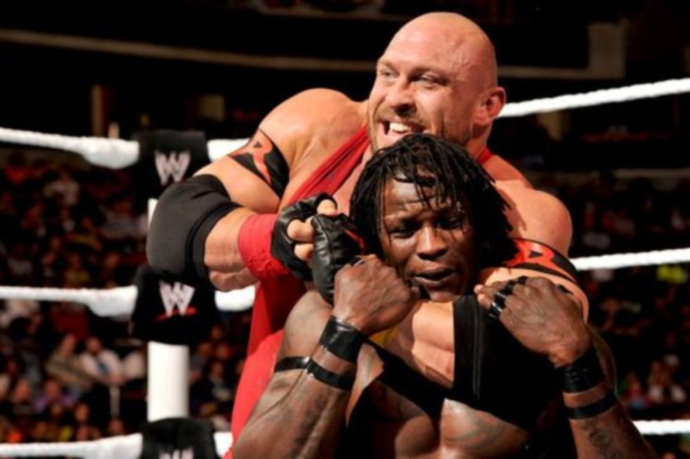 Superstars: Επιμένουν οι Rybaxel (videos+photos)