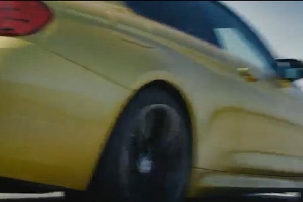 Παντιλίκια πάνω σε αεροπλανοφόρο; (video)