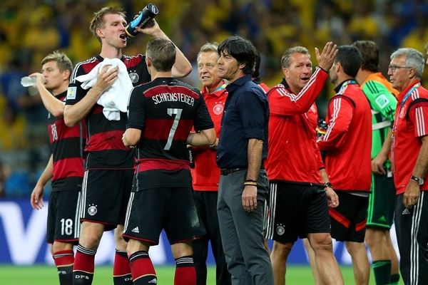 Παγκόσμιο Κύπελλο Ποδοσφαίρου 2014: Γερμανία χωρίς... αντίπαλο (video)