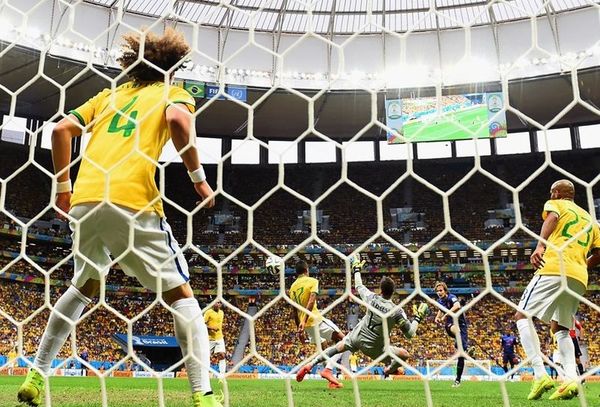 Παγκόσμιο Κύπελλο Ποδοσφαίρου 2014 – Μικρός τελικός: Το… δώρο των Βραζιλιάνων στον Μπλιντ (video)