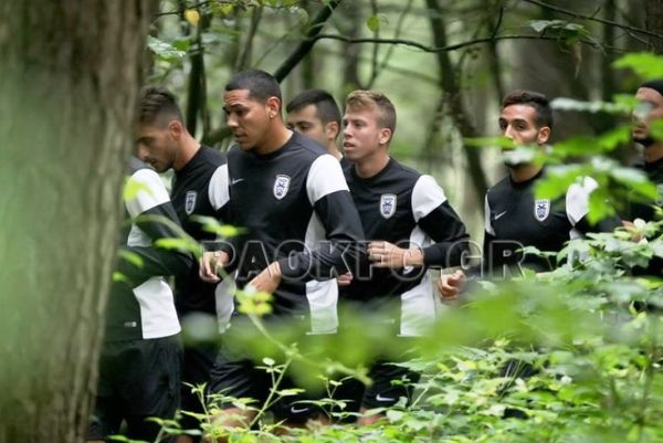 ΠΑΟΚ: Τρέξιμο στο δάσος με... παρέα (video)