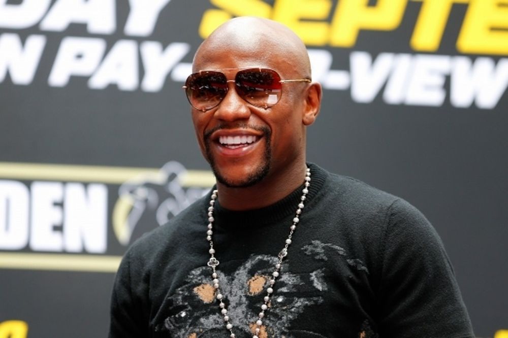 Μποξ: Έμαθε τη Rousey o Mayweather (video)
