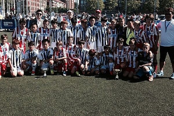 Ολυμπιακός: Κούπα για την Κ12 Χαλανδίου στην Σουηδία