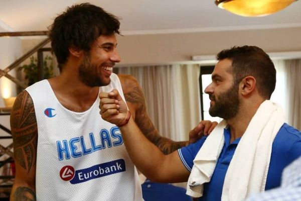 Εθνική Ανδρών: Τα πειράγματα στο Καρπενήσι (video)
