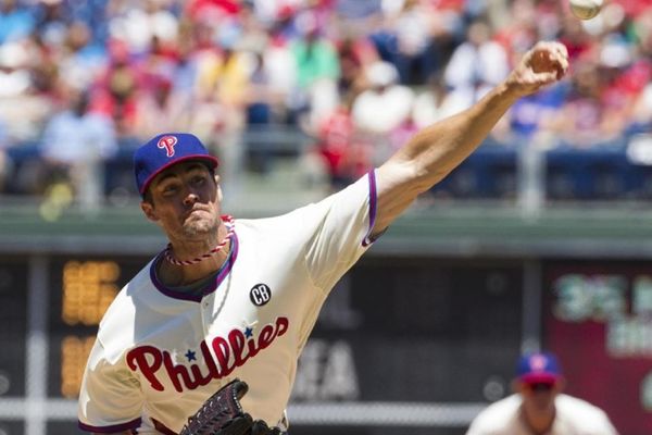 MLB: «Δεκάρικο» για Hamels (videos)