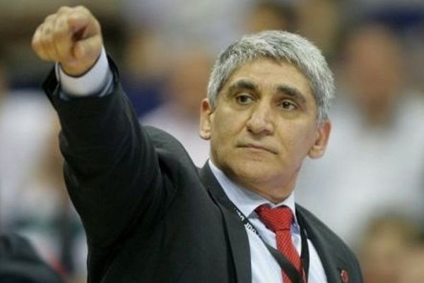 ΑΕΚ: Από Καρπενήσι, Μέτσοβο