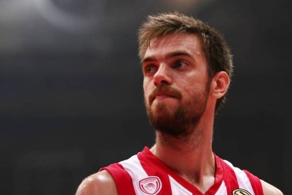 Ολυμπιακός: Αγωνία, τέλος (photo)