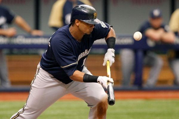 MLB: Καταλυτικός Maldonado για Μπρούερς (videos)