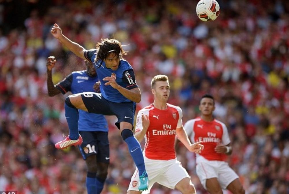  Η ευτυχία της οικογένειας Φαλκάο (photo)