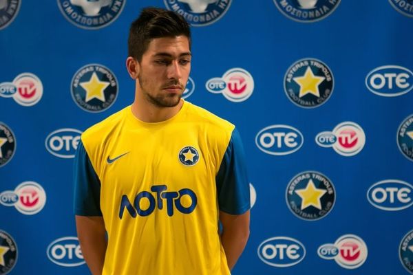 Πανιώνιος: Δανείζεται Μπακασέτα