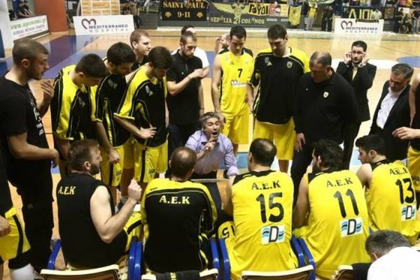 ΑΕΚ: «Απλήρωτοι παίκτες-στρατιώτες»