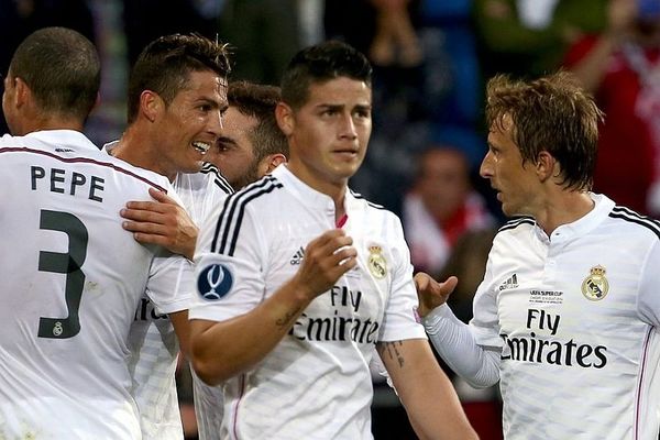 Με το δεξί η Ρεάλ Μαδρίτης, 2-0 τη Σεβίλλη (photos+videos)