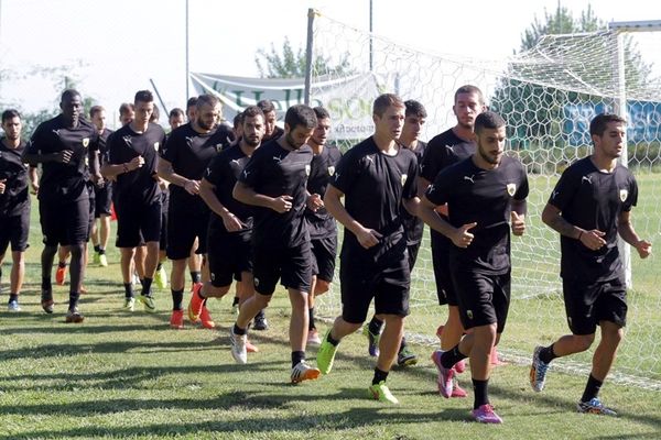 ΑΕΚ: Πρωινή προπόνηση και… εκκλησία