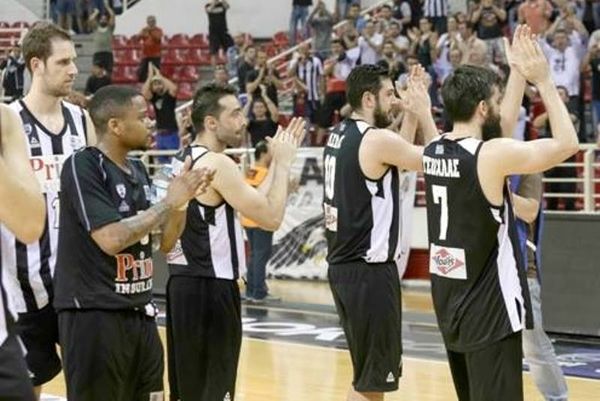 ΠΑΟΚ: «Να κάνουμε την ομάδα πανίσχυρη» (photo)