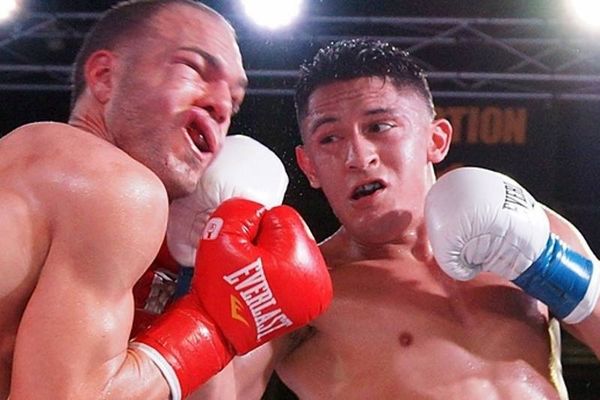 Μποξ: «Καθάρισε» ο Santillan