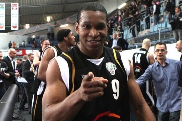 Άρης: Απέκτησε Τόμας