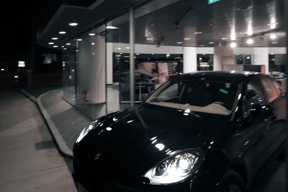 NewsAuto TV: Κλέβουμε από την Porsche μια Macan S Diesel!