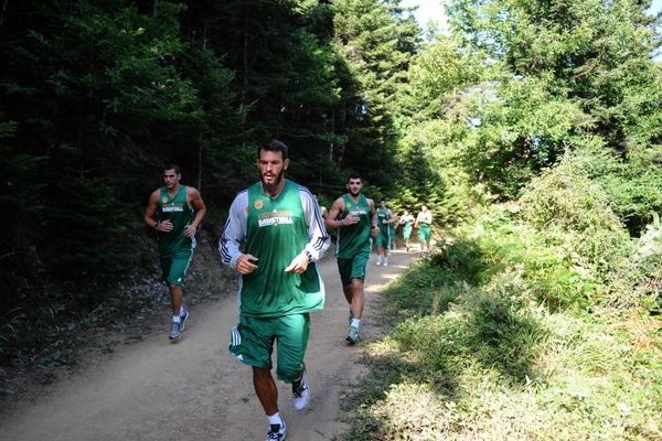 Παναθηναϊκός: Τρέχουν και δεν… φτάνουν (photos)