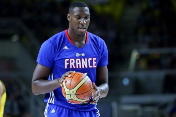 Μουντομπάσκετ 2014: Αντικατάσταση στη Γαλλία