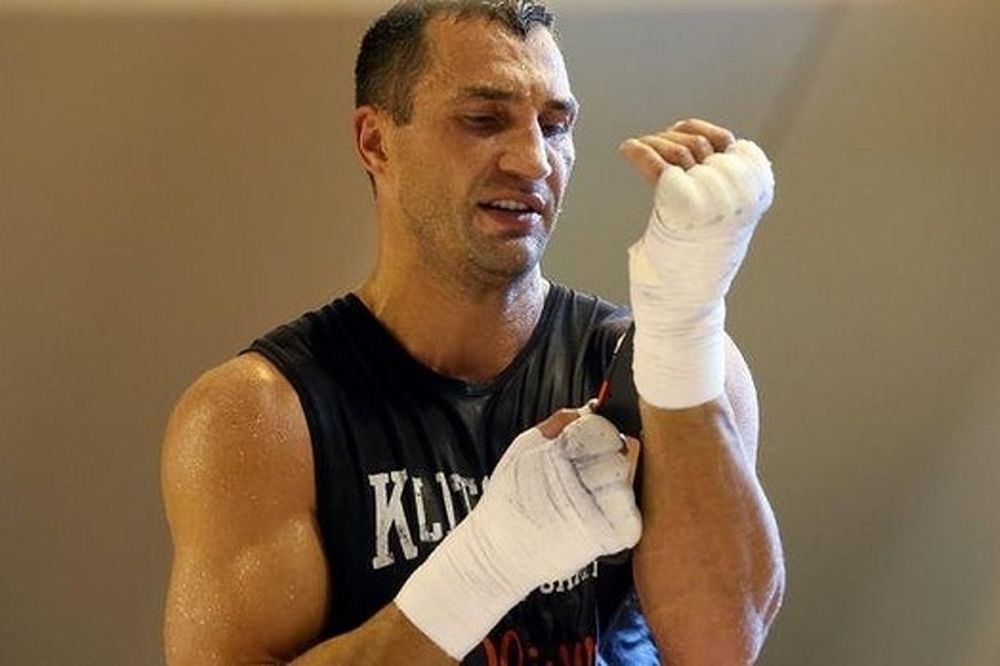 Μποξ: Αναβλήθηκε το ματς του Klitschko