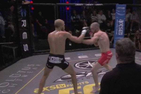 Legacy FC 34: Εκπλήξεις στο Μισισίπι (GIFs)