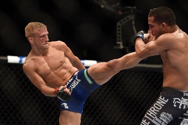 UFC 177: «Κέρασμα» πέμπτου γύρου για Dillashaw (photos)
