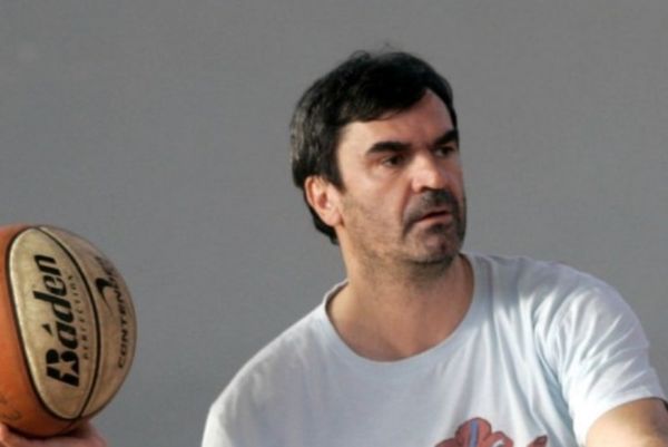 Παταβούκας: «Ευχαριστιέται να παίζει η Ελλάδα»