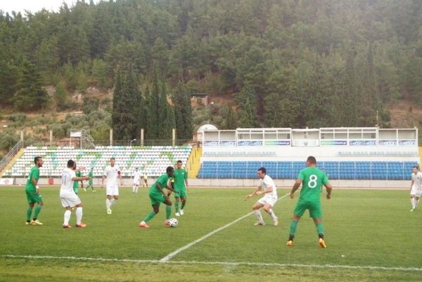 Λεβαδειακός: Φιλική ισοπαλία με Λαμία