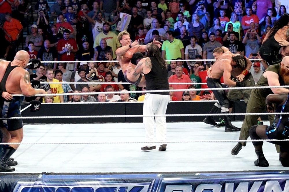 SmackDown: Χώρεσαν… όλοι στο main event (photos+videos)