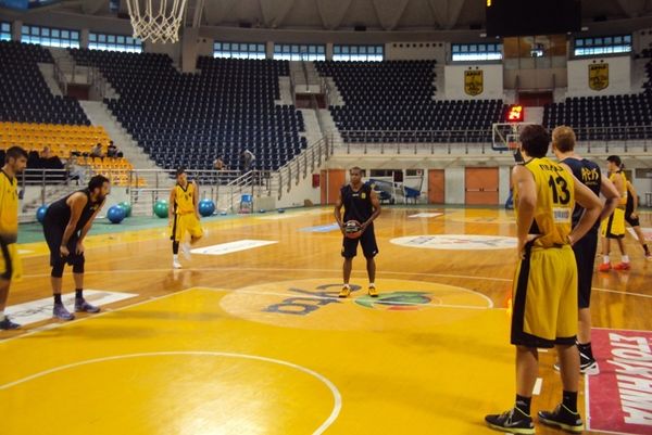 Άρης: «Ξεμούδιασμα» με Μαχητές (photos)