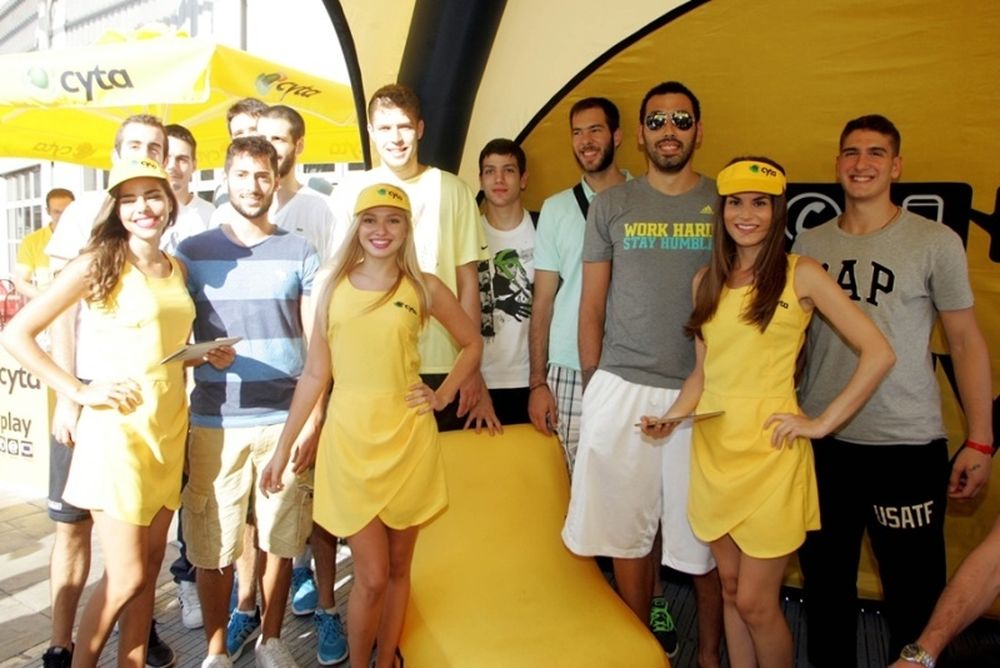 Άρης: Μοίρασαν αυτόγραφα (photos)