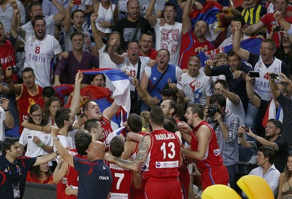 Mundobasket 2014: Έτσι το πανηγύρισαν οι Σέρβοι (photos)