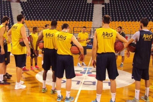 Άρης: Φιλικό με Λουκόιλ