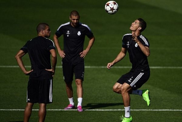 Καλντερόν: «Πιθανή η επιστροφή του Ρονάλντο στη Γιουνάιτεντ»