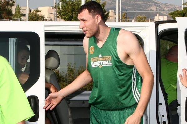 Παναθηναϊκός: Αναμονή για Μαυροκεφαλίδη