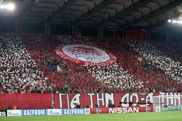 Γκριζμάν: «Βγάζω το καπέλο στον κόσμο του Ολυμπιακού»