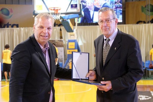 «Nick Galis Cup»: Τιμήθηκε η ιστορία του Άρη (photos)