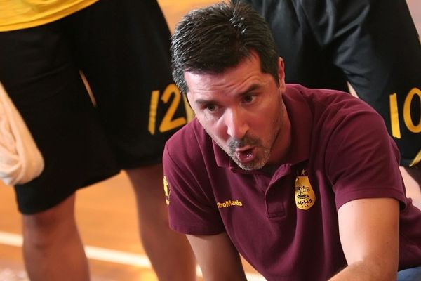 Πρίφτης: «Προσγείωση στα Ιλίσια»