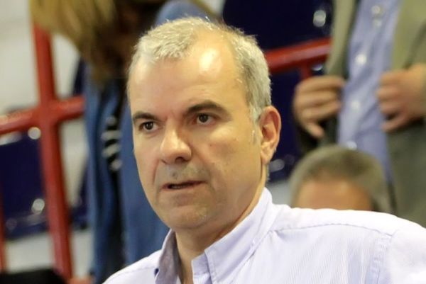 Λιανός: «Και κερατάς και δαρμένος...»