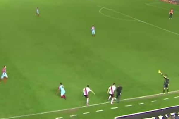 Αργεντινή: Διάσημος προπονητής έβαλε τρικλοποδιά σε παίκτη! (video)
