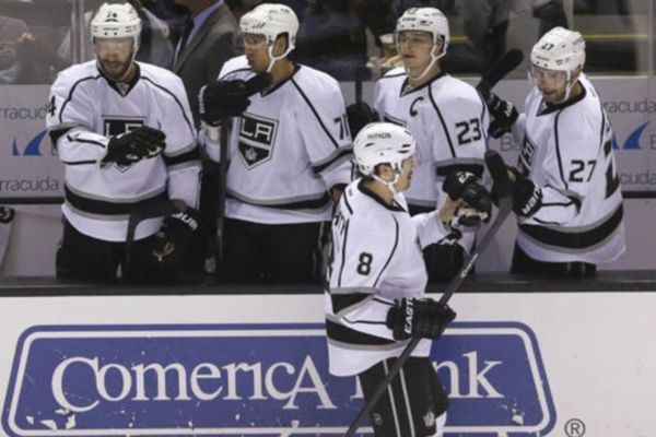 NHL: Αήττητοι στα φιλικά οι Κινγκς (videos)