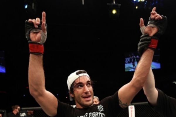 UFC Fight Night 58: Νίκη για Θεοδώρου και Κελάδη, θρίαμβος για MacDonald